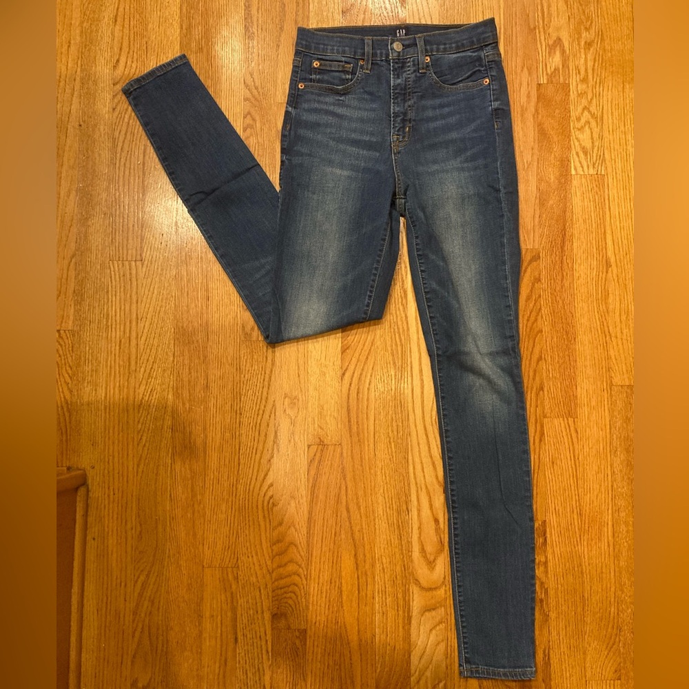 GAP Womens true skinny dark wash jeans 28 tall
